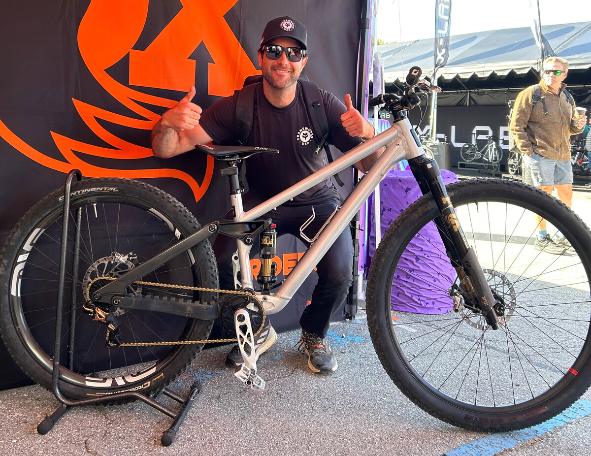 neko2.jpg?VersionId=Wg9wmY3Xr0dJQQFbFp7