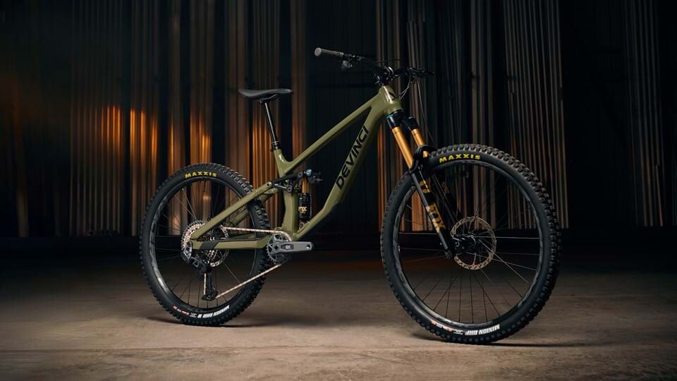 product-shot devinci-spartan 2025 -1