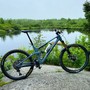 Upgraded to the carbon frame, the weight difference is very noticeable!