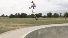 20″ Tuesday – Fast and Loose BMX ‘Maggots’ Video
