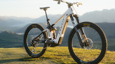 Pivot Revamps Its Shuttle LT – Now With Bosch’s Performance Line CX Motor and Endless Adjustability