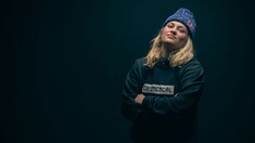 Vali Höll Joins Commencal Schwalbe Les Orres