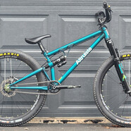 Altruiste Le Pink Two FB