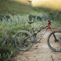 C24 Scalpel NA Lifestyle RZ93862