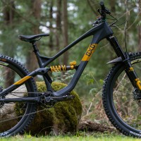 original Guerrilla Gravity Gnarvana FB.jpg?VersionId=.WcN5