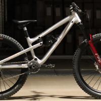 original Absolut SX FB.jpg?VersionId=yjUv75QmvjI9x