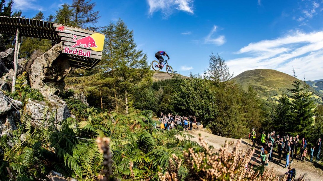 original florent payet red bull hardline 2019 163439.jpg?VersionId=wjFN phFDO62qeXcm7TWilUy