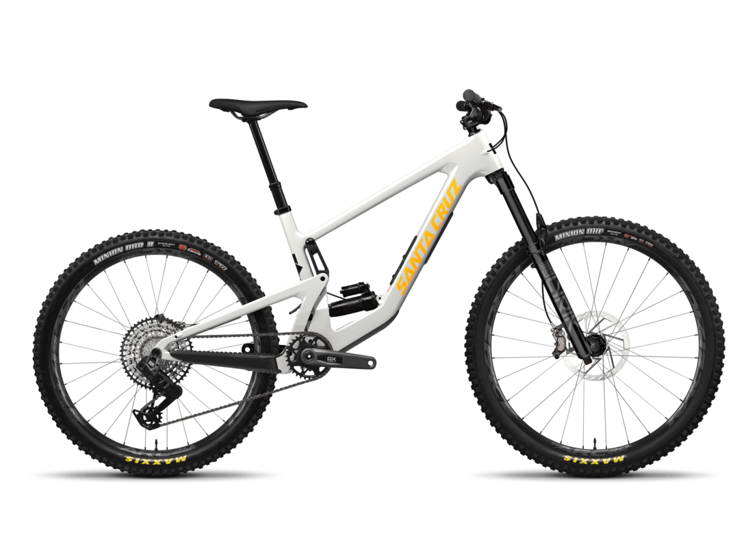 f319ef77-4738-4bc9-a06e-1629c000bf60 MY24 Bronson C GX AXS GlossChalkWhite