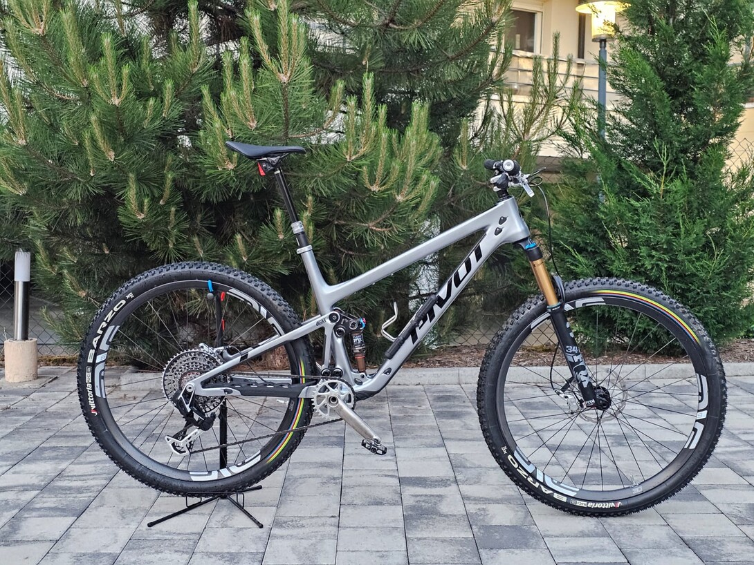 8205.jpg?VersionId=oNBIvwY01m.GXNZe7ErcP