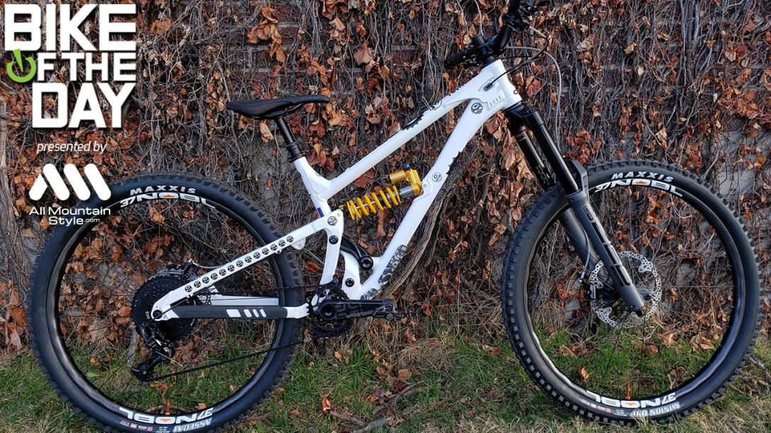 original onetwo FB.jpg?VersionId=.0