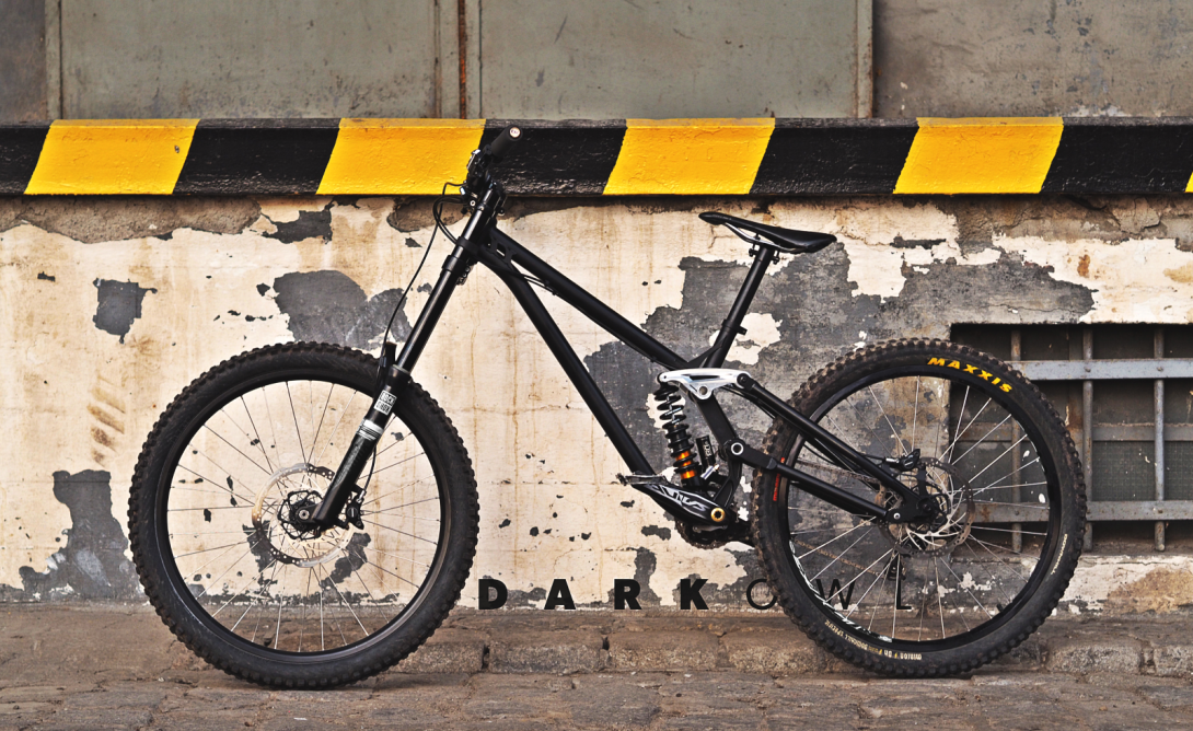 Pure evil made of 4130 Steel and 7075 T651 combo, 27.5" & 26" compatible. 