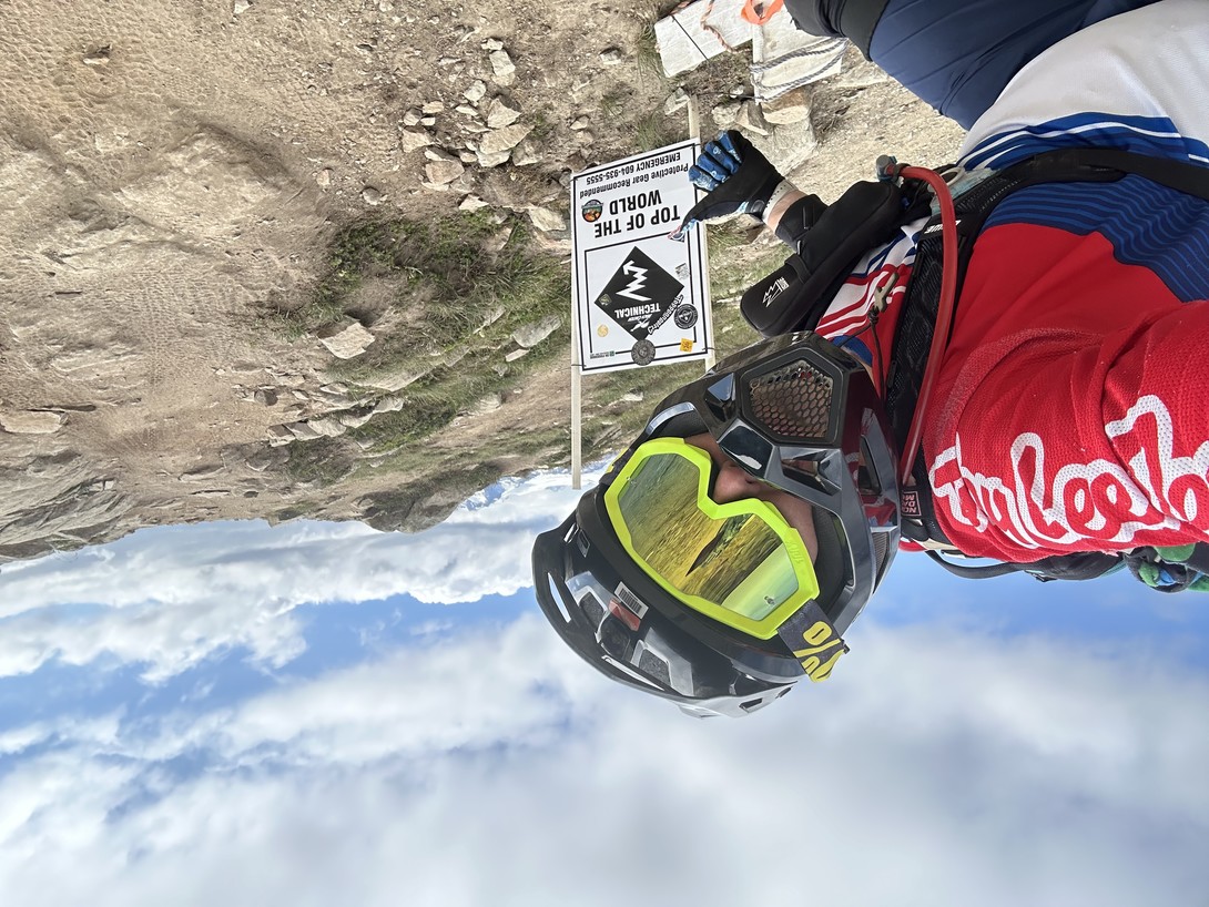 IMG 2450.jpeg?VersionId=qwXIQEEdO4e75M1aVSdVG52DySrI4O