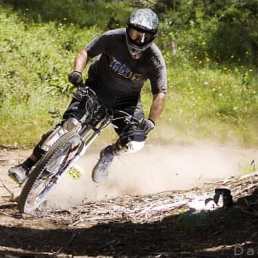 364026886 10230177511484484 5536704276667258717 n.jpg?VersionId=iYWYXo3lutWM2m8yfQx 45uA1N4