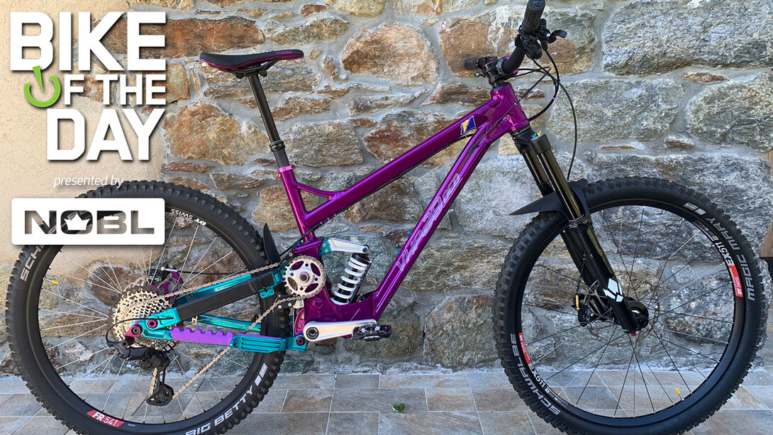 2 chains FB.jpeg?VersionId=m